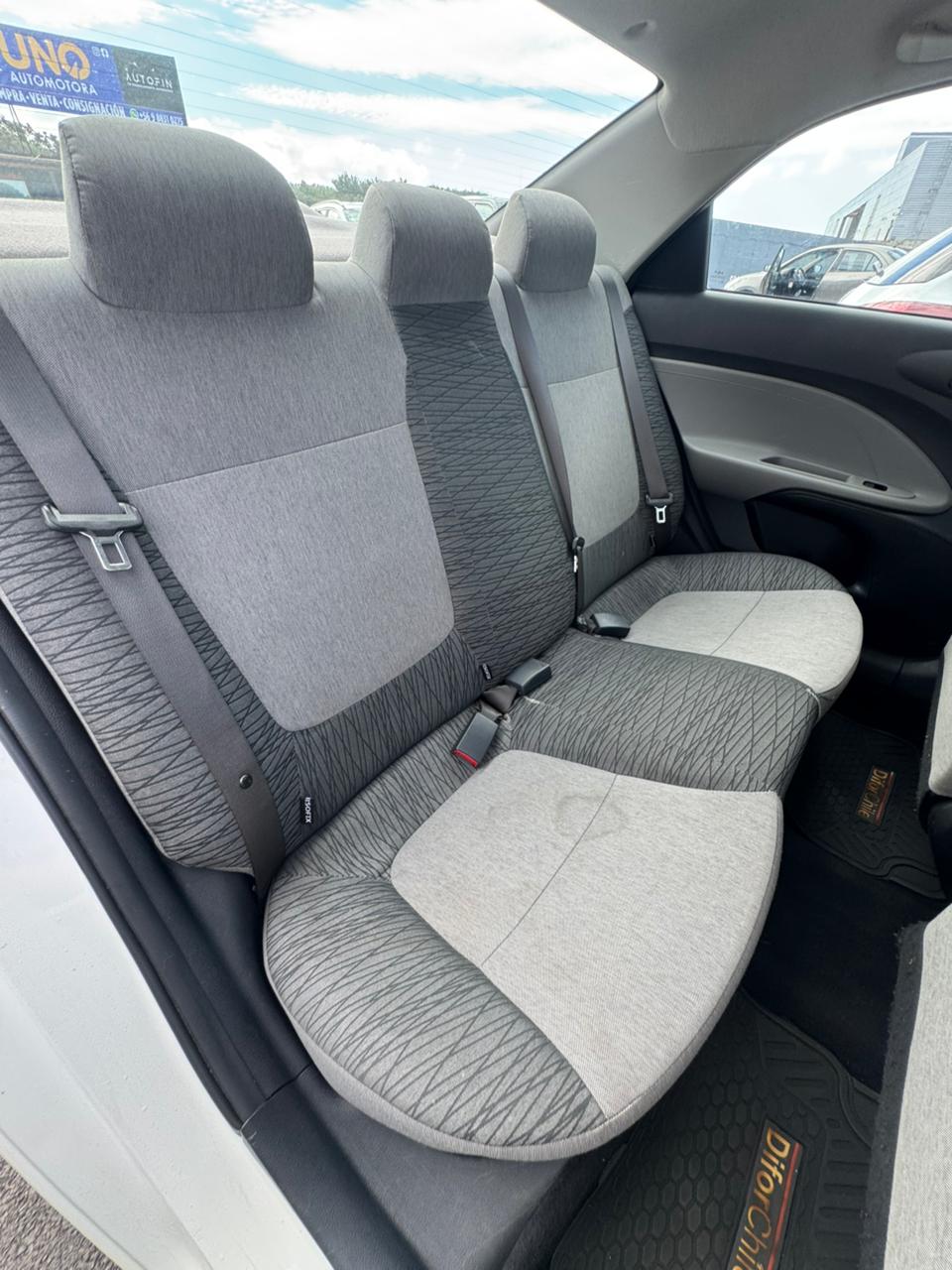 Kia soluto 2023