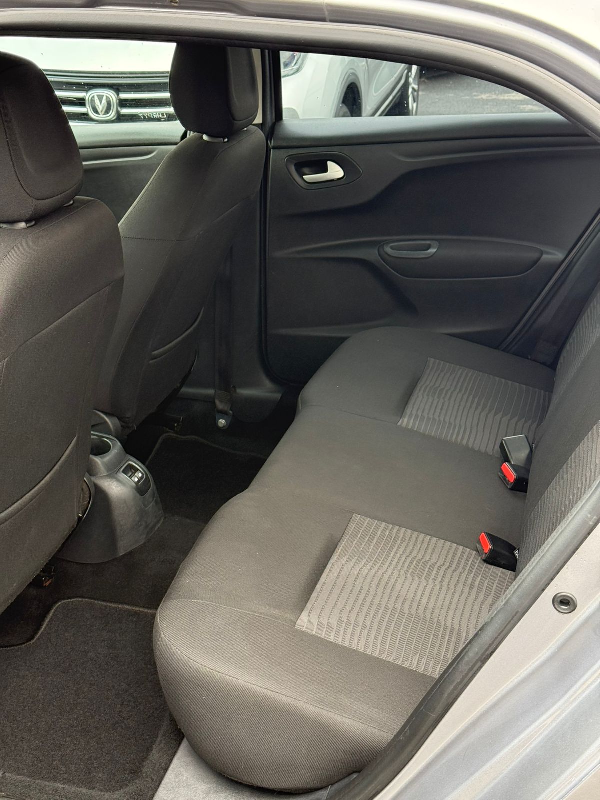 Peugeot 301 año 2020 1.6 diesel