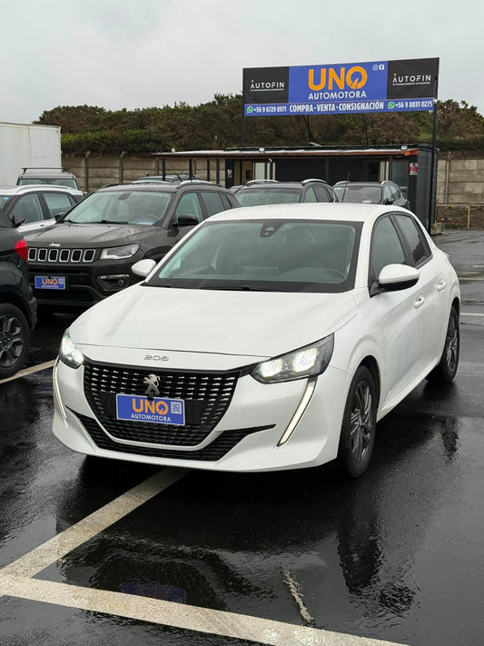 Peugeot 208 2021