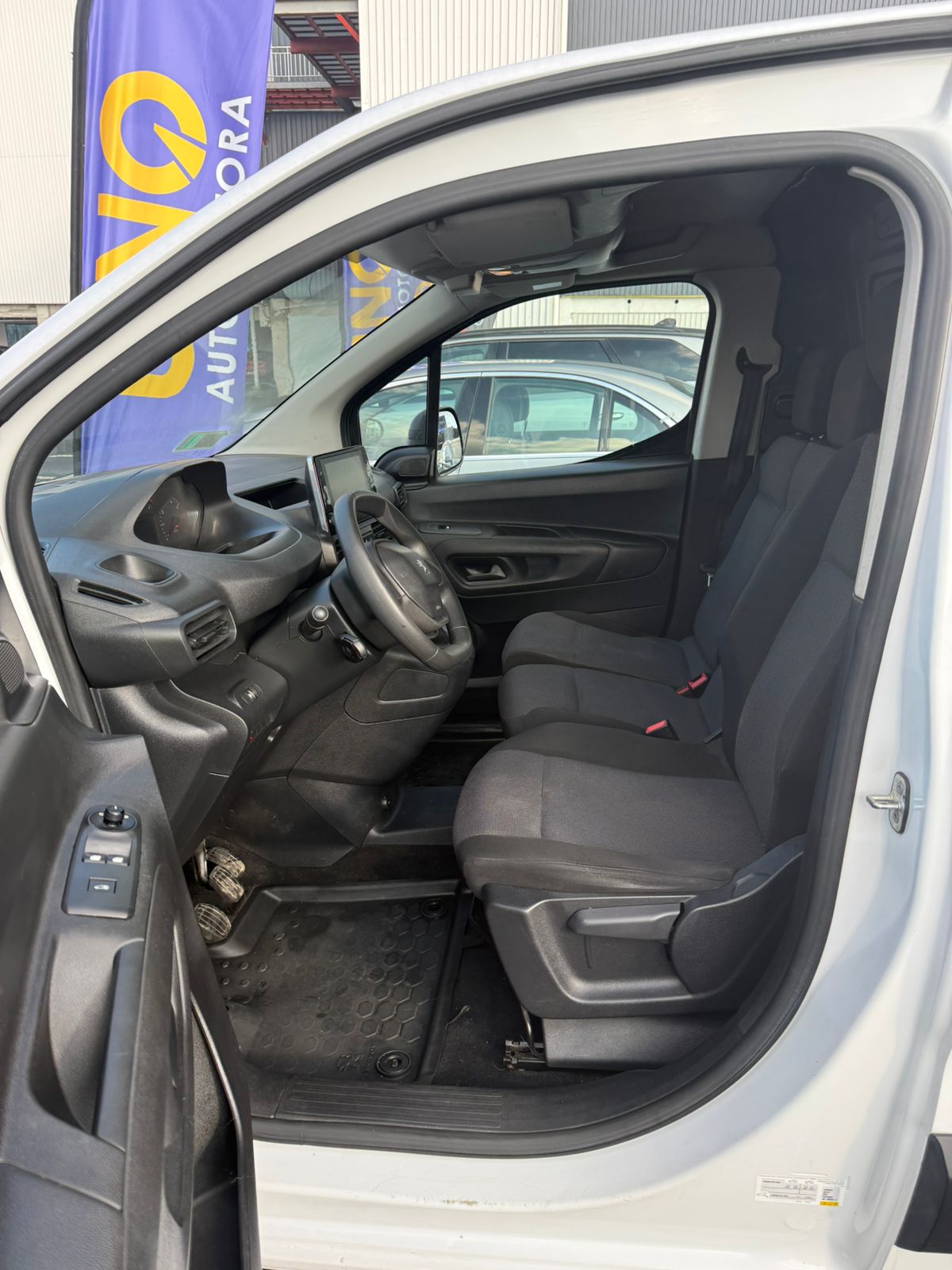 Peugeot Partner 2023
