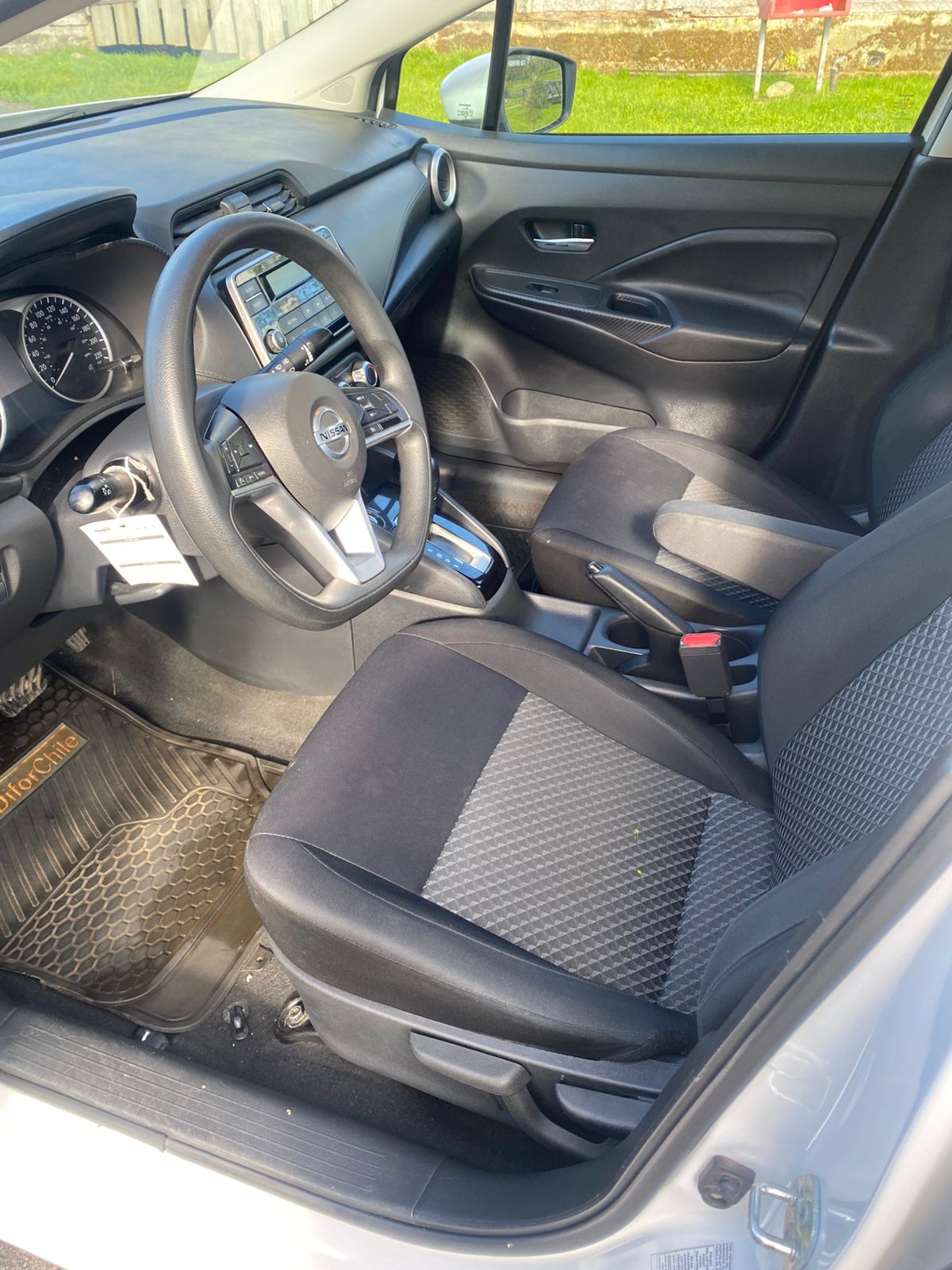 Nissan New Versa Automático 2021