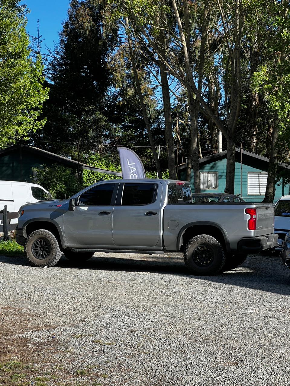 Chevrolet Silverado ZR2 2024
