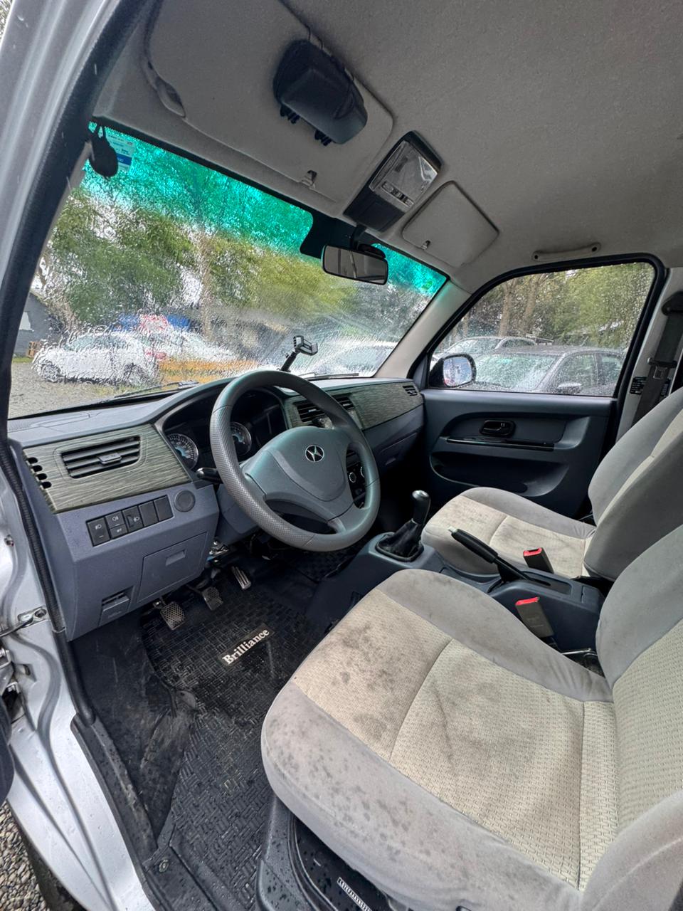 Furgón Brilliance x30 2023