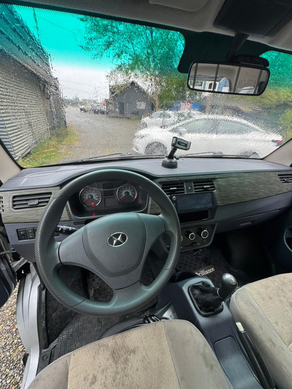 Furgón Brilliance x30 2023