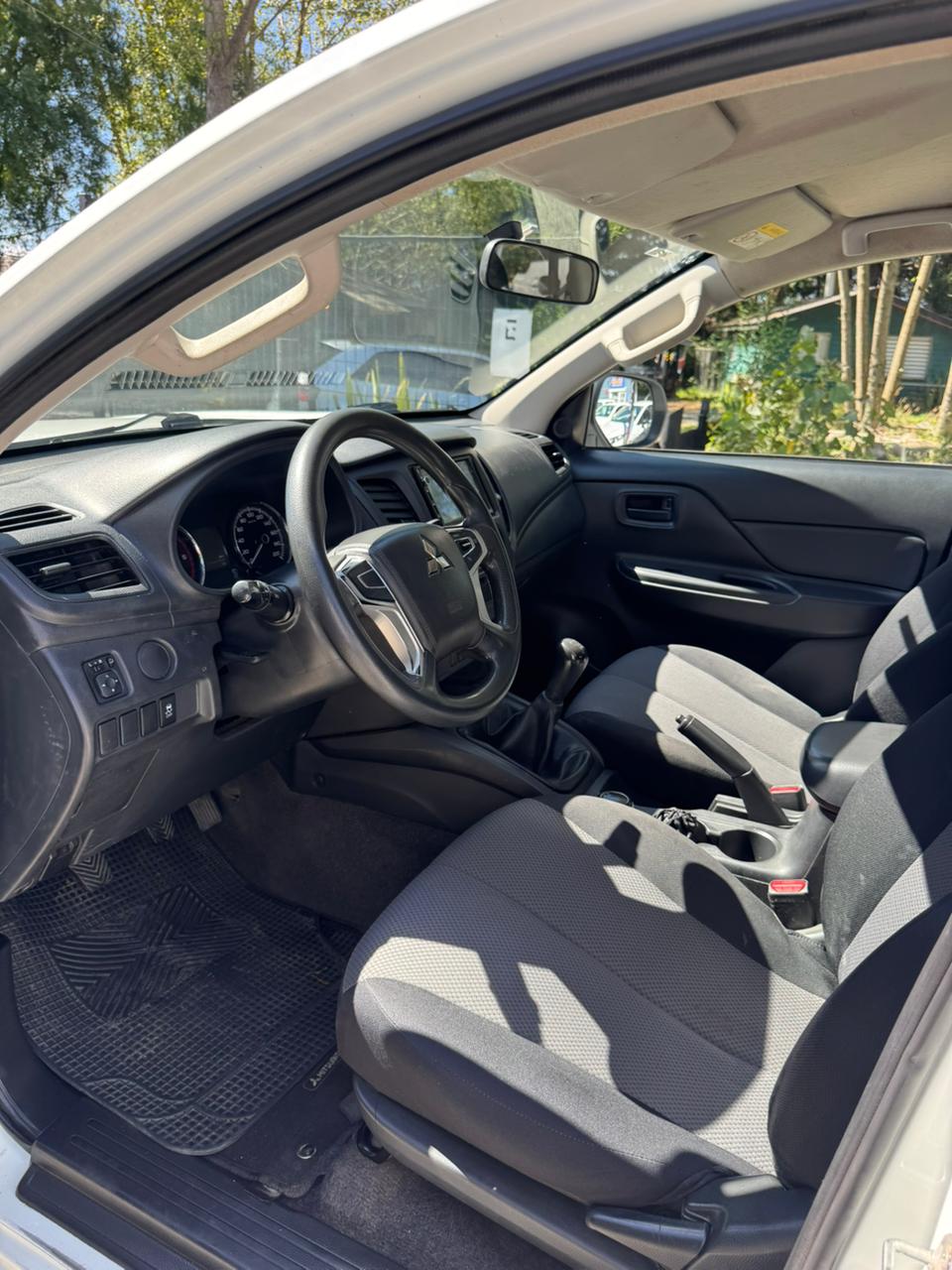 Mistubishi L200 CRT 4x4