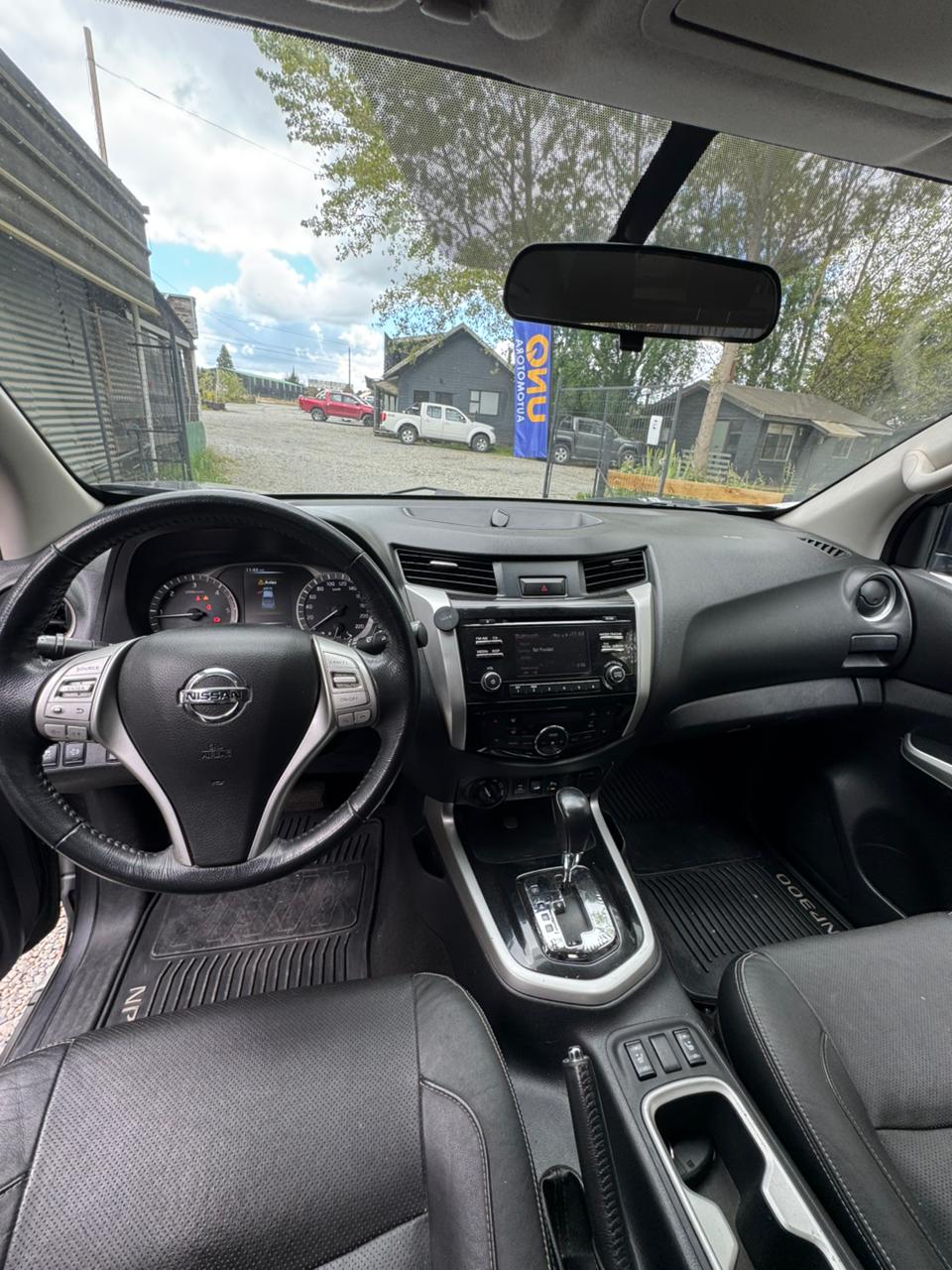 NP300 4x4 LE Automática