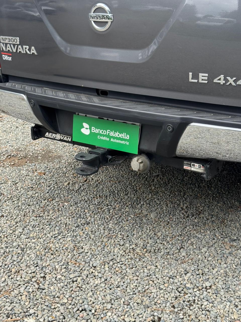 NP300 4x4 LE Automática