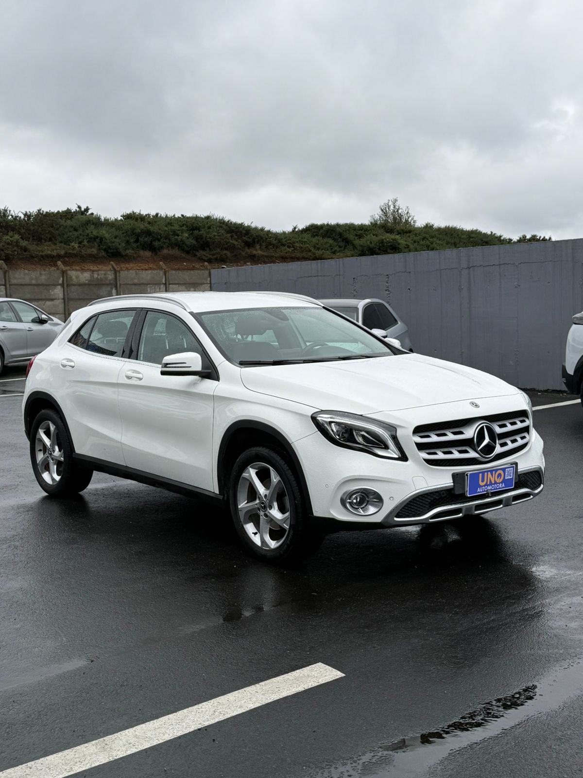 Mercedes Benz GLA 200