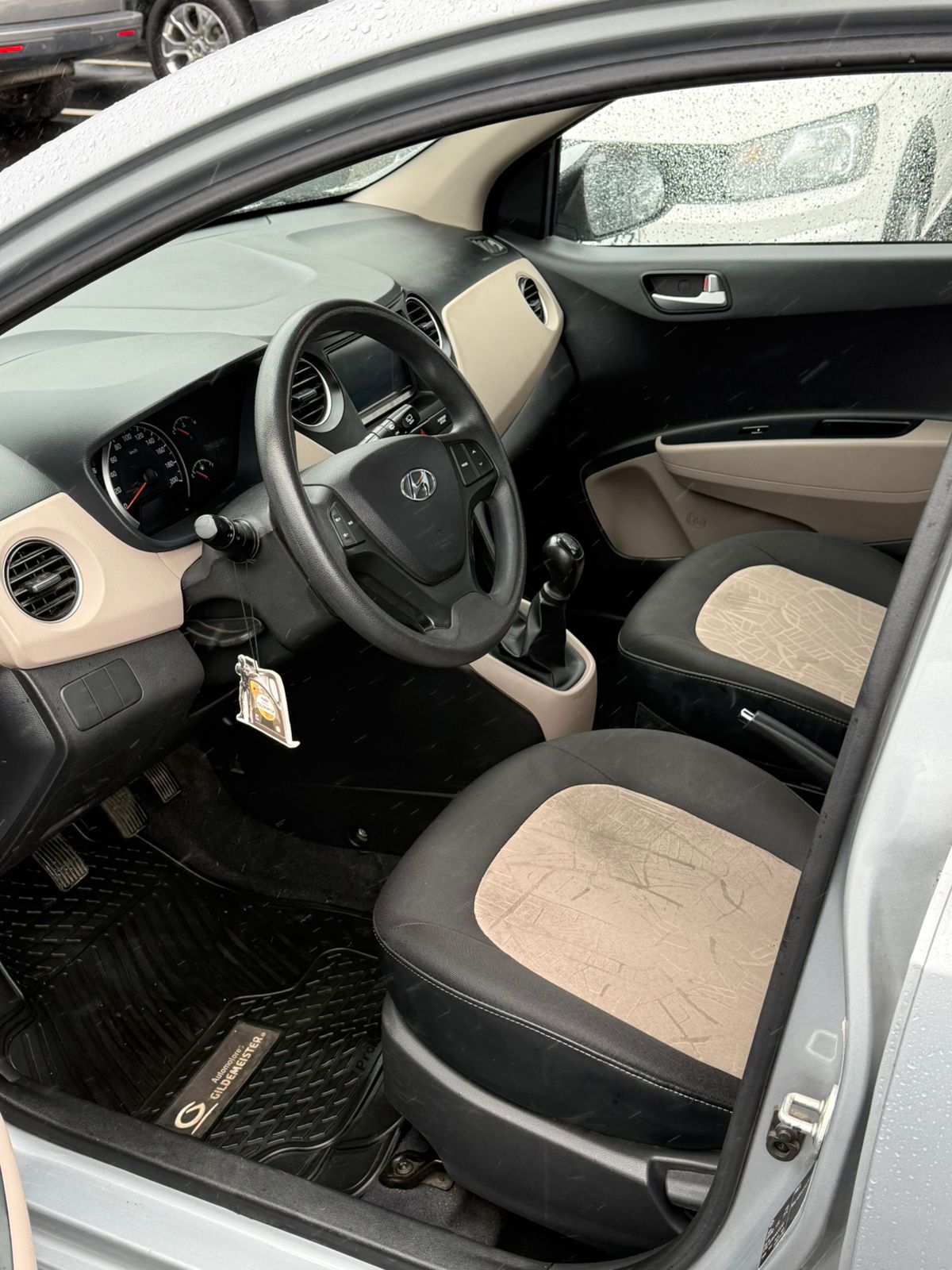 Hyundai i10 2021