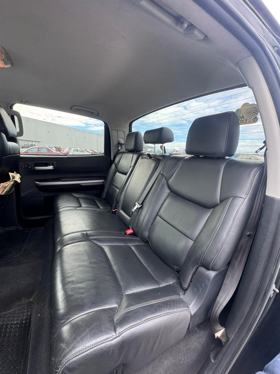 Toyota Tundra 5.7 4x4 2017