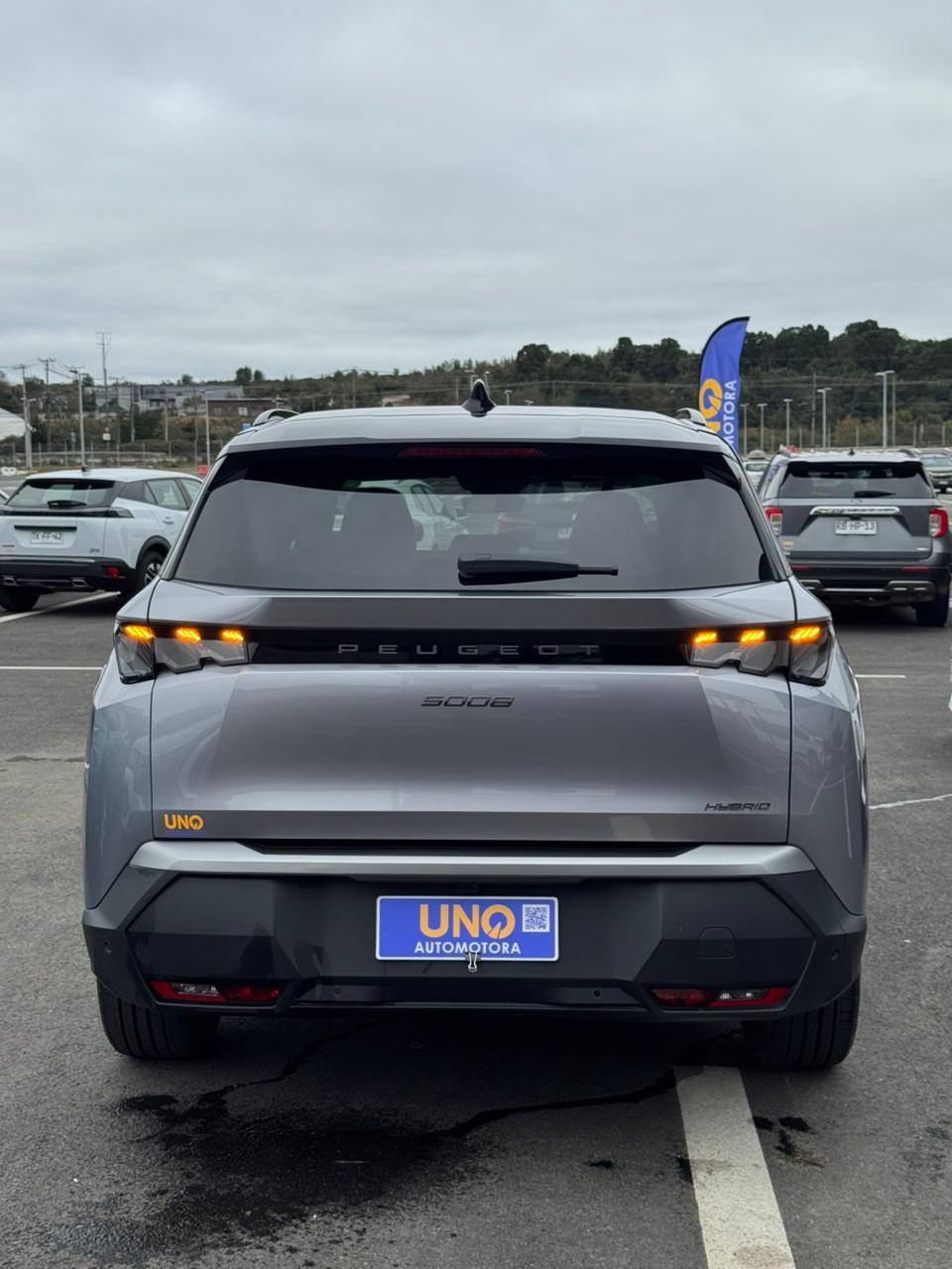 Peugeot 5008 hibrido