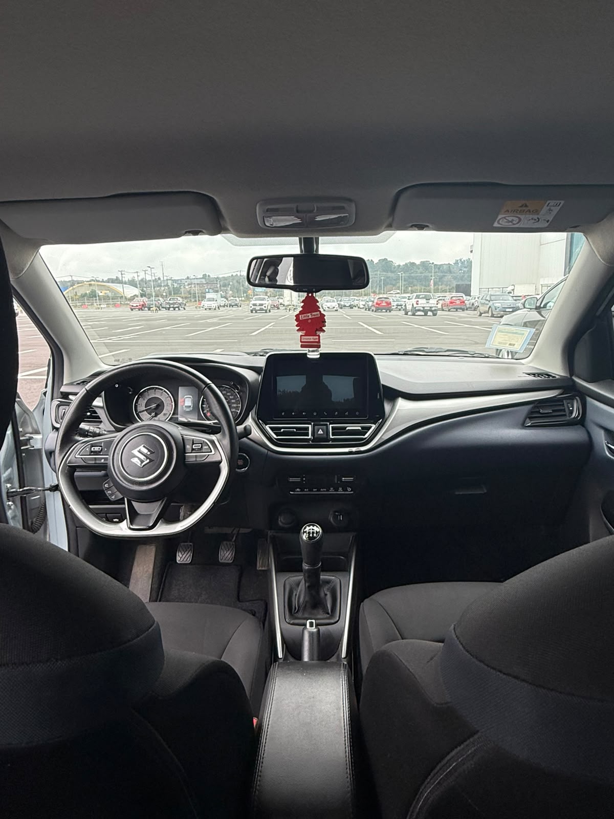 Suzuki Baleno GLX FULL 2025