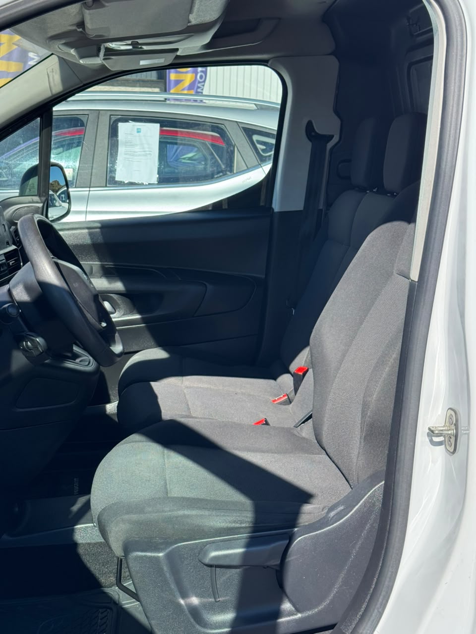 Peugeot Partner 2023