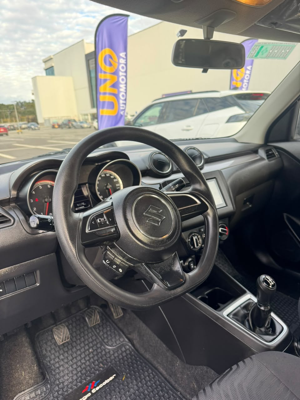 SUZUKI SWIFT 2022